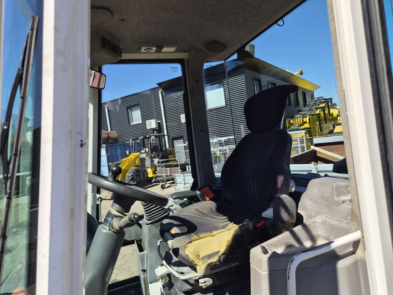 Liebherr L509 stereo
