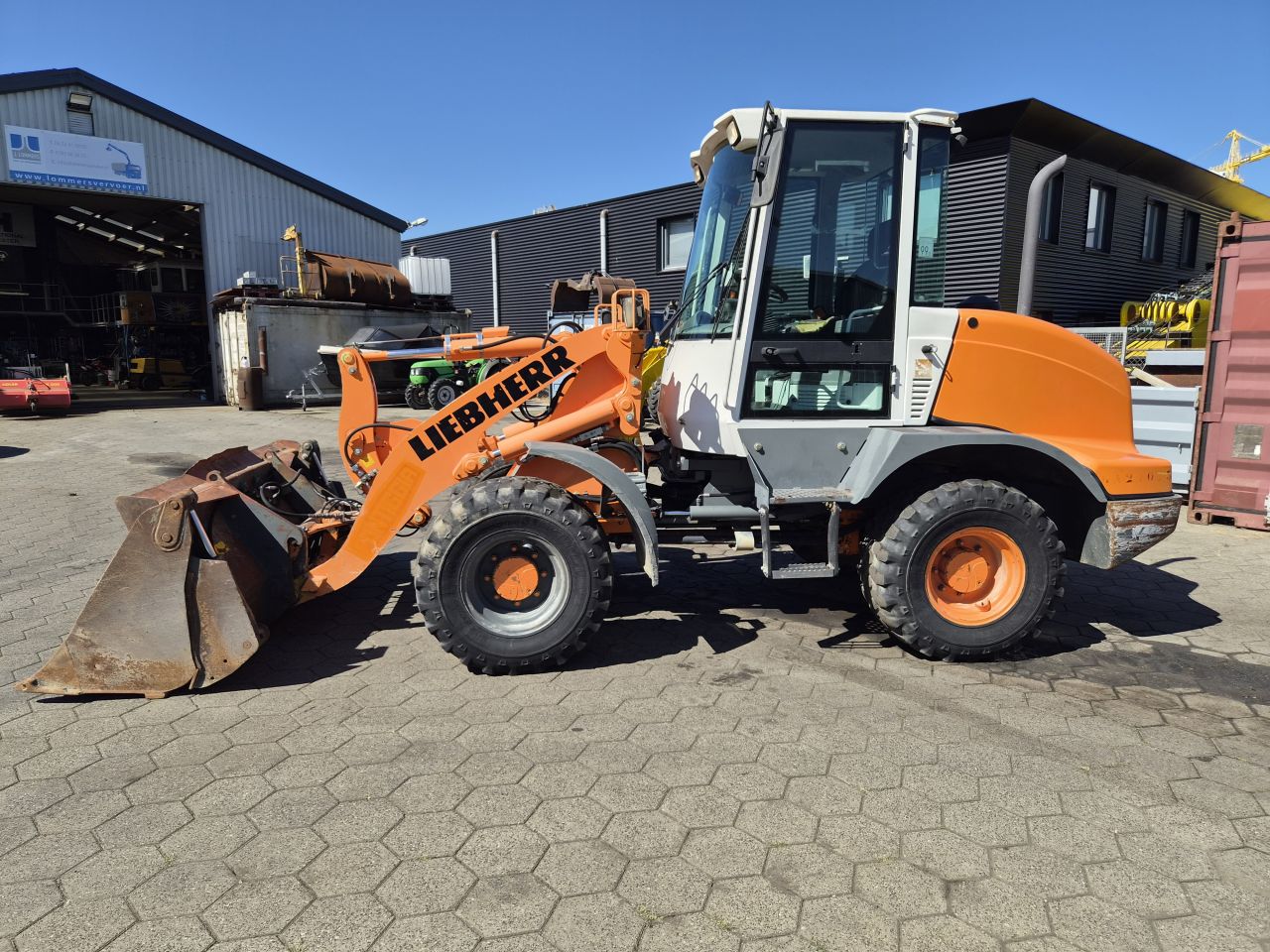Liebherr L509 stereo
