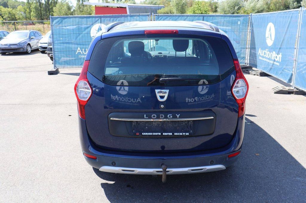 Dacia Lodgy Station Wagon Petrol 102hp 2018 (Margin)