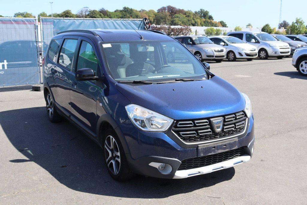 Dacia Lodgy Station Wagon Petrol 102hp 2018 (Margin)