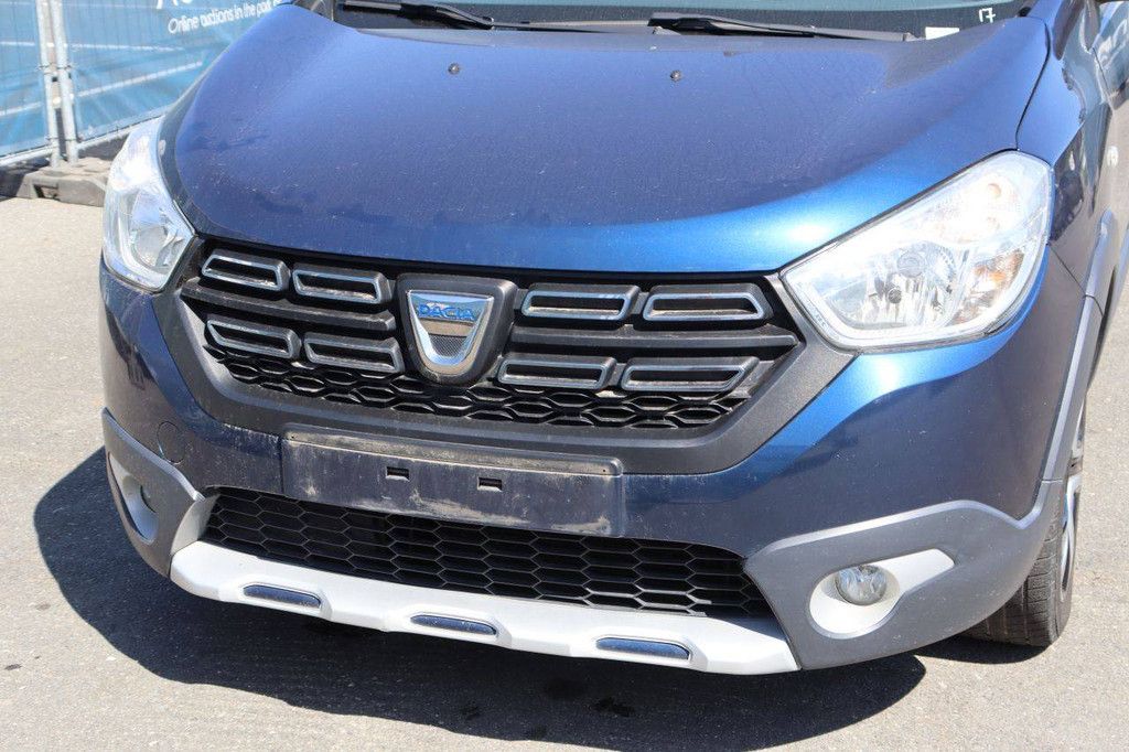Dacia Lodgy Station Wagon Petrol 102hp 2018 (Margin)