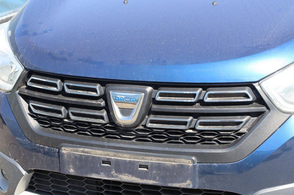 Dacia Lodgy Station Wagon Petrol 102hp 2018 (Margin)
