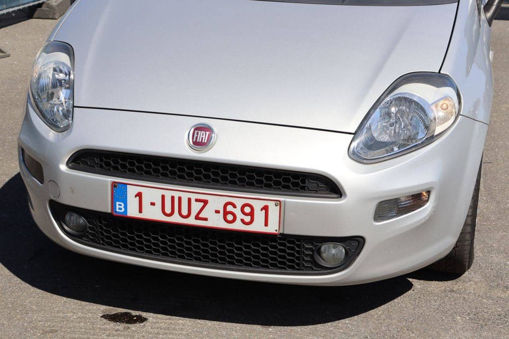 Pkw Fiat Punto Benzin 69 PS 2016 (Marge)