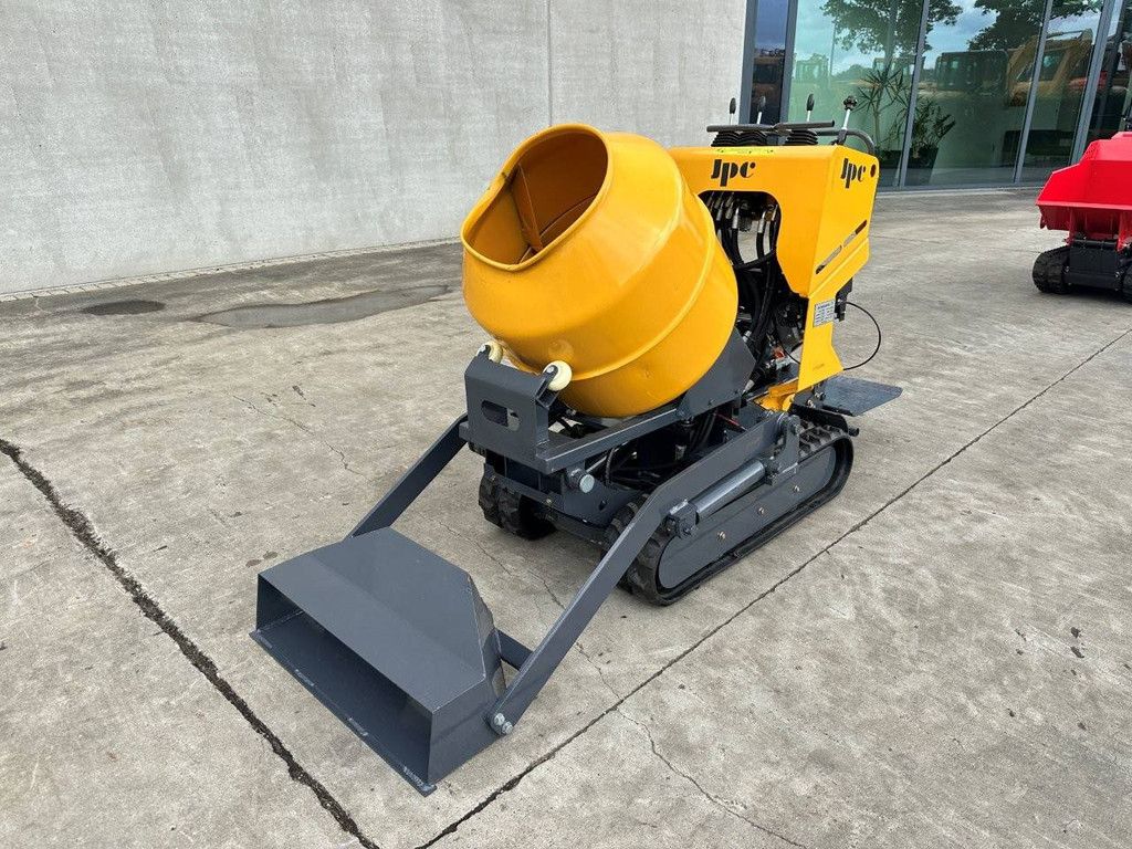 Selbstladender Betonmischer JPC HTD - 500 Benzin 2026