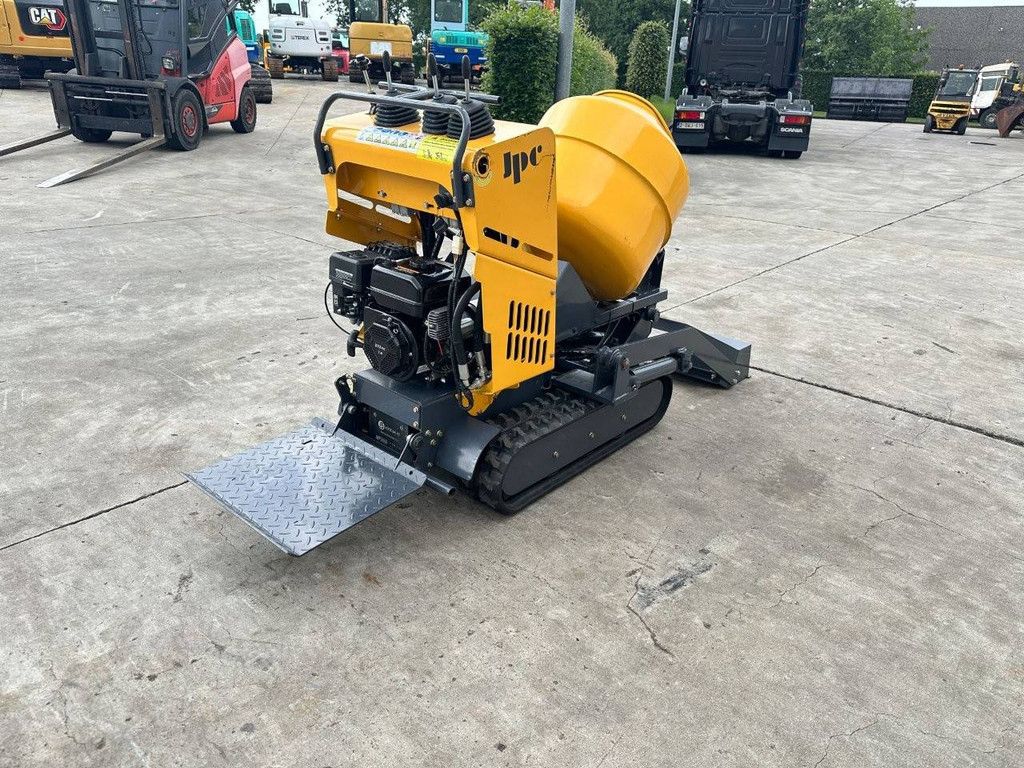 Selbstladender Betonmischer JPC HTD - 500 Benzin 2026