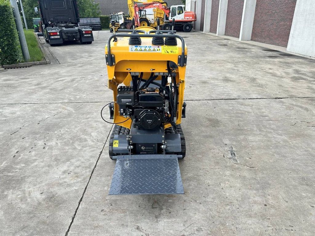 Selbstladender Betonmischer JPC HTD - 500 Benzin 2026