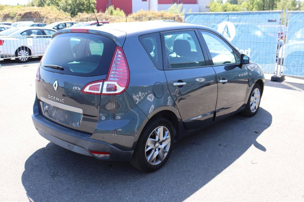 Renault Scenic Benzin-Kombi 110 PS 2011 (Margin)