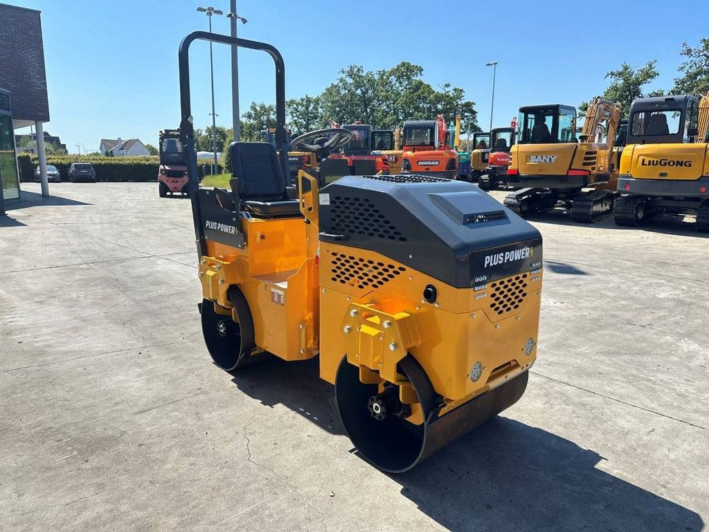 Tandem roller Plus Power T800HD-7 Diesel 2025