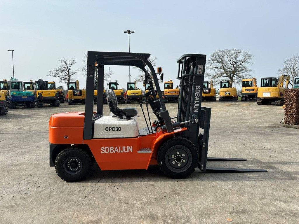 Gabelstapler SDVAIJUN CPC30 Diesel 2025