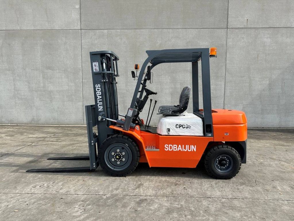 Gabelstapler SDVAIJUN CPC30 Diesel 2025