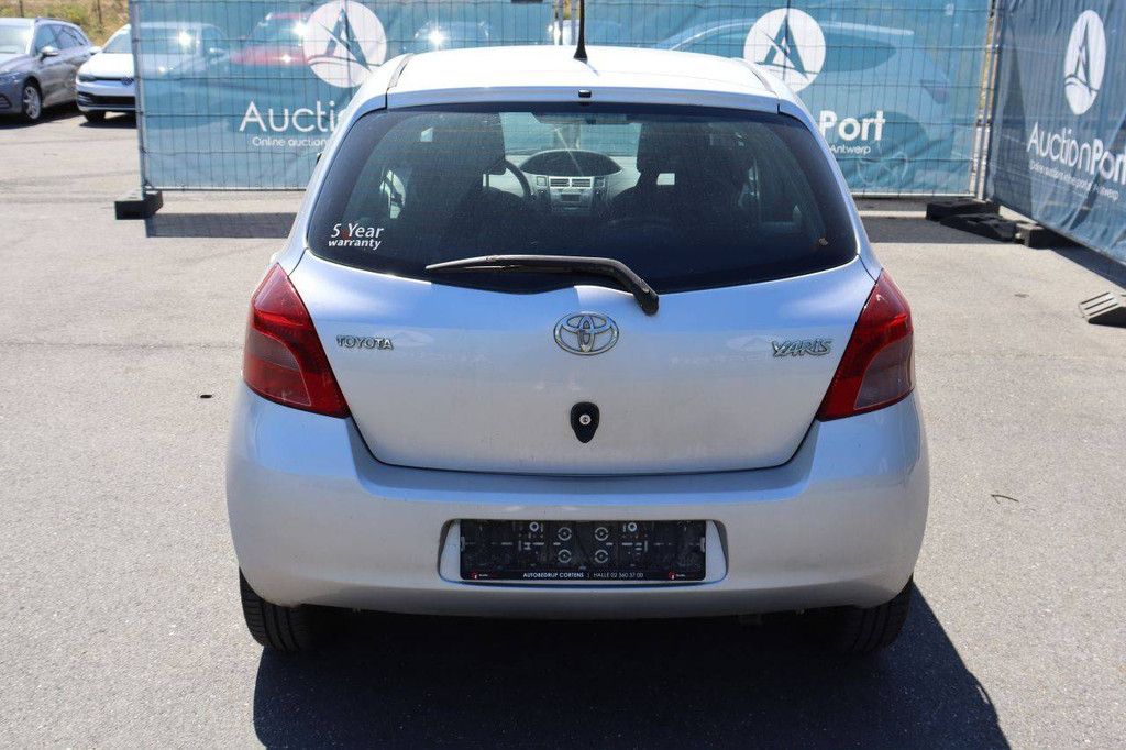 Passenger car Toyota Yaris Diesel 90hp 2006 (Margin)