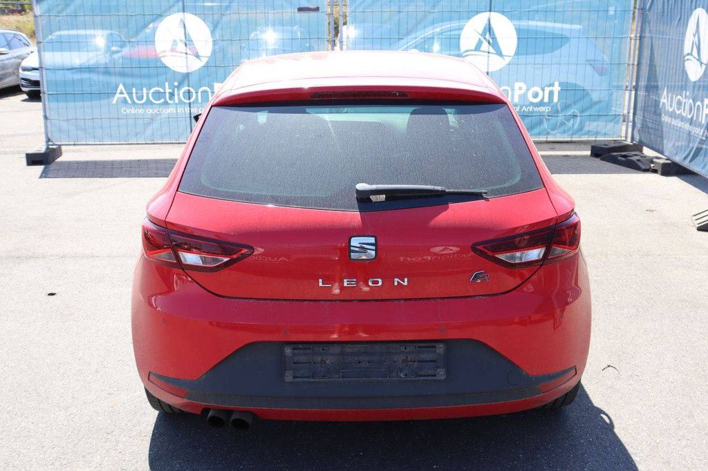 Passenger car SEAT Leon Petrol 122hp 2013 (Margin)