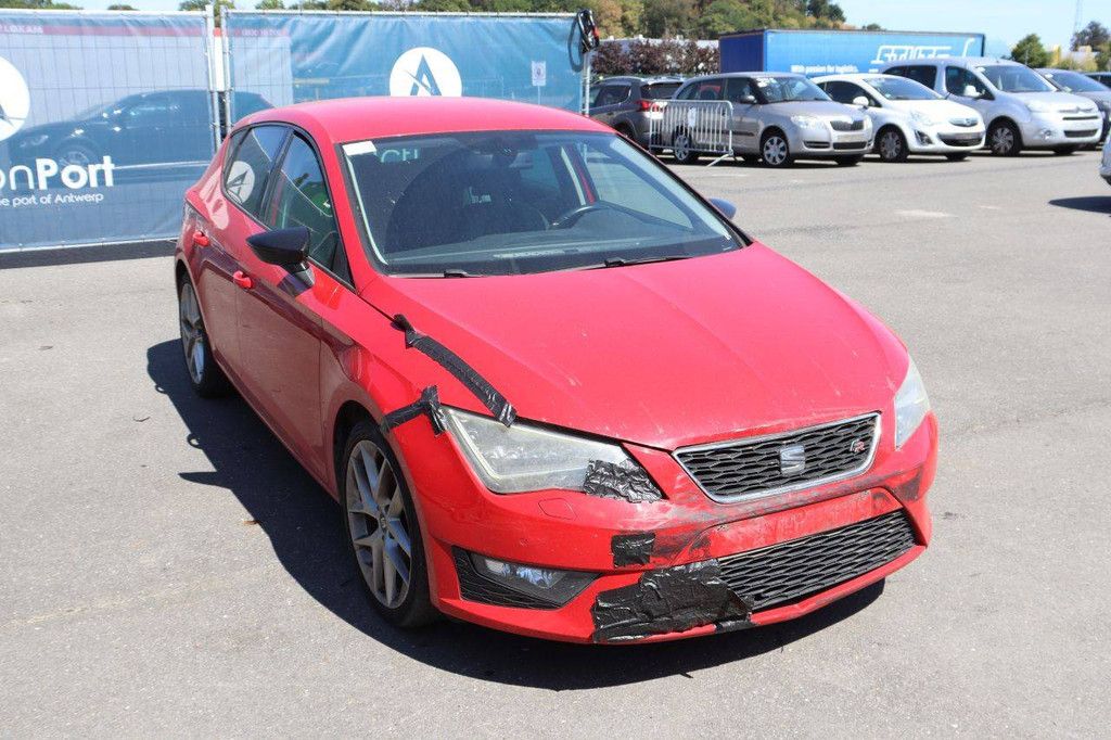 Passenger car SEAT Leon Petrol 122hp 2013 (Margin)