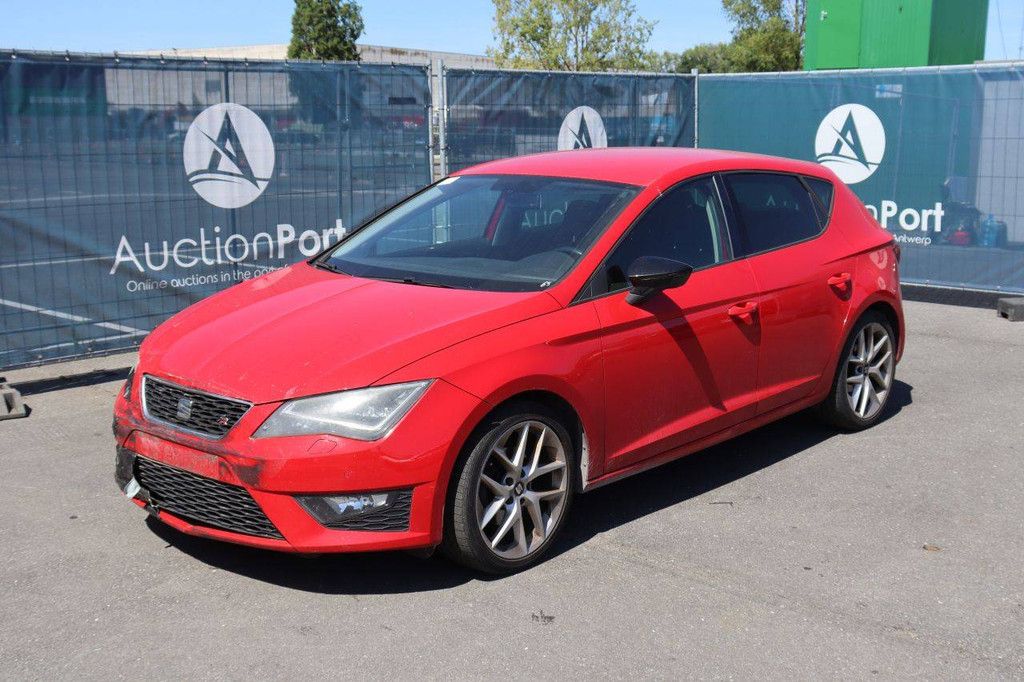 Passenger car SEAT Leon Petrol 122hp 2013 (Margin)