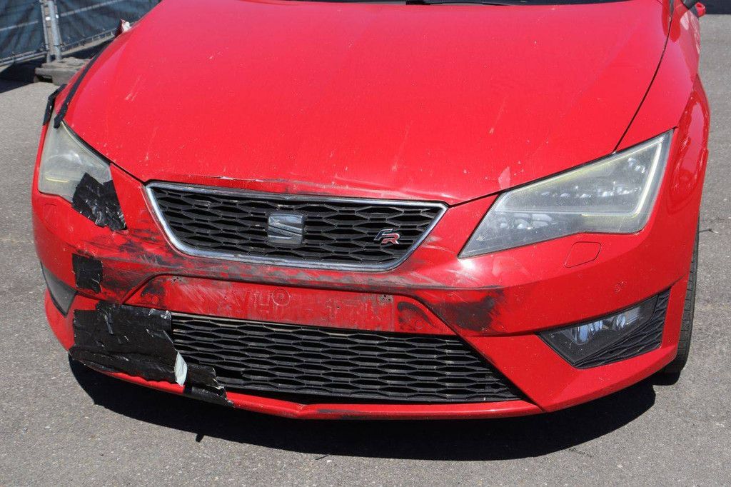 Passenger car SEAT Leon Petrol 122hp 2013 (Margin)