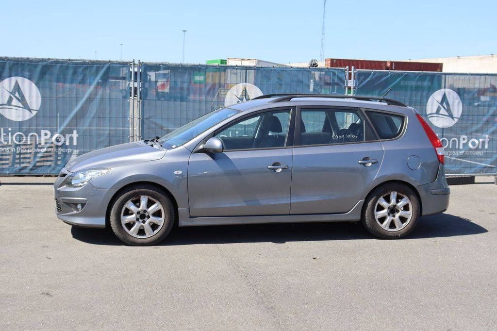 Hyundai i30cw Diesel Kombi 115 PS 2012 (Margin)