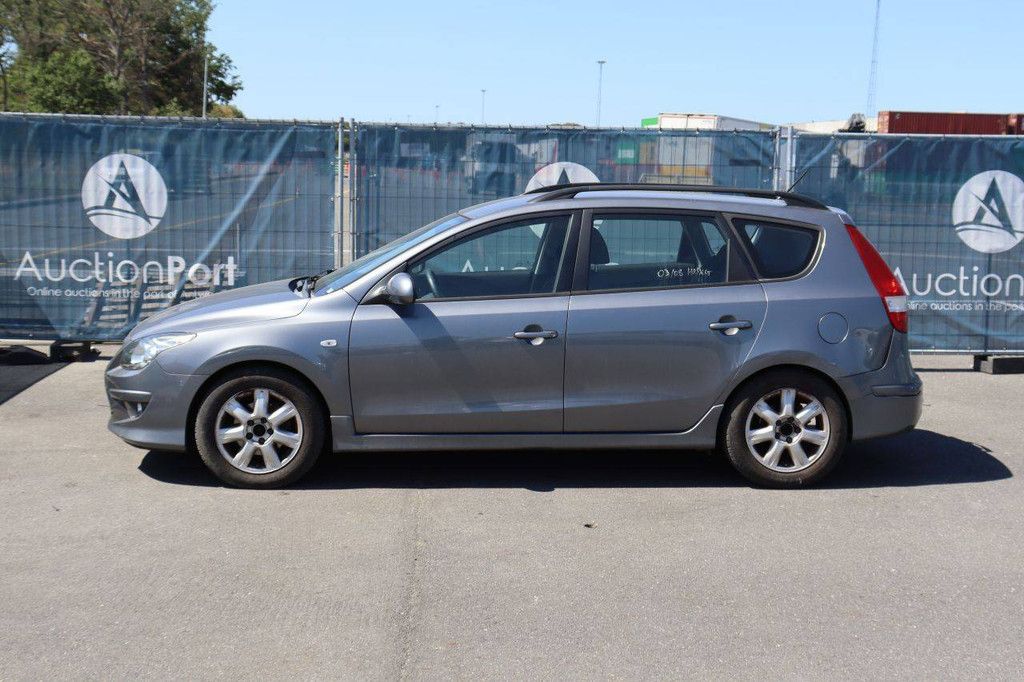 Hyundai i30cw Diesel Kombi 115 PS 2012 (Margin)