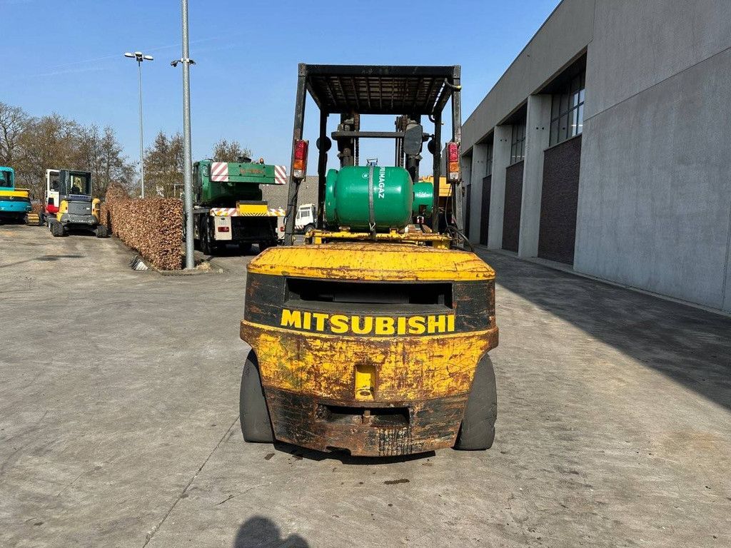 Mitsubishi FG40 LPG-Gabelstapler, Baujahr 1989
