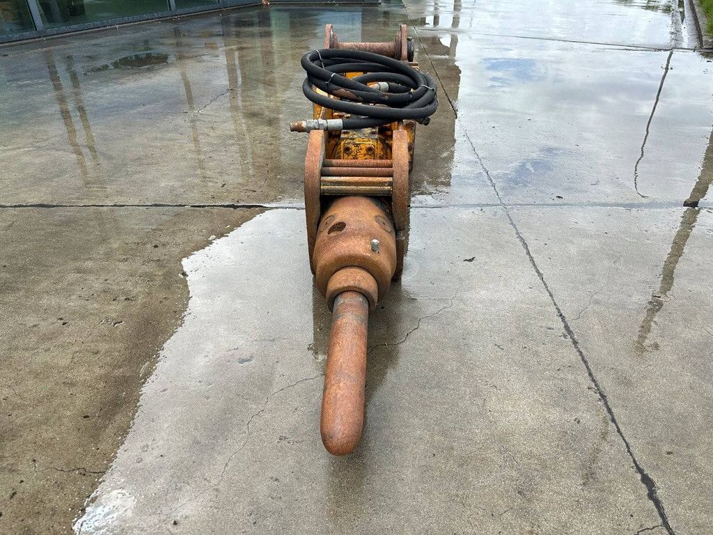 Hydraulic Hammer Arrowhead 2002