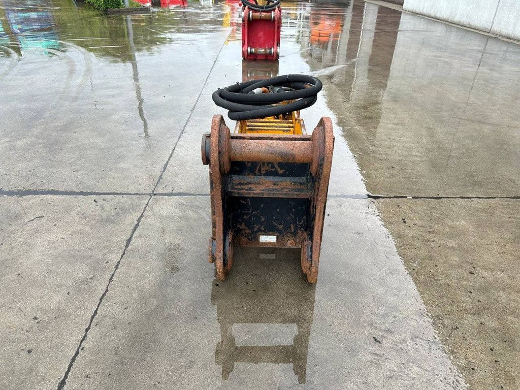 Hydraulic Hammer Arrowhead 2002