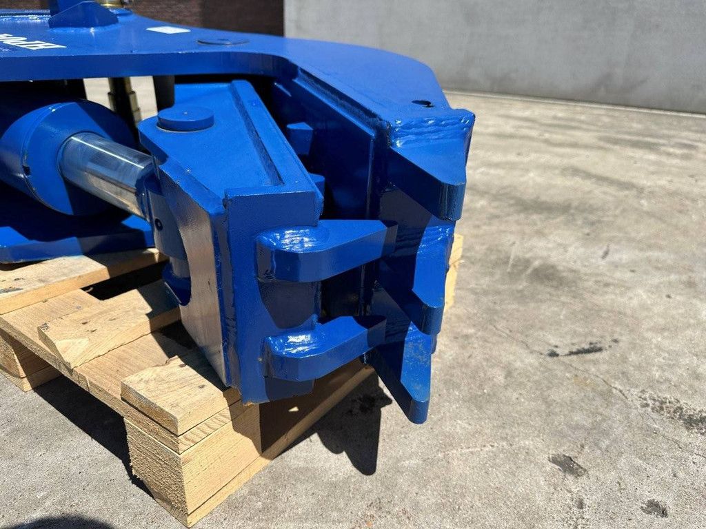 Crusher G-Force HP04 2025
