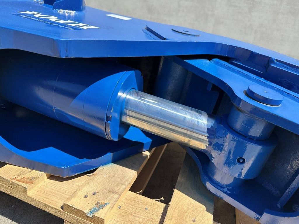 Crusher G-Force HP04 2025