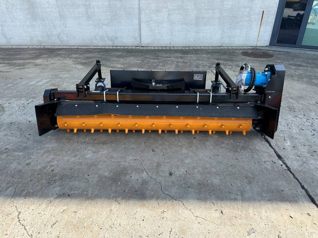 Rotary tiller/Stone roller suitable for skid steer loader Giyi LPR71 2026