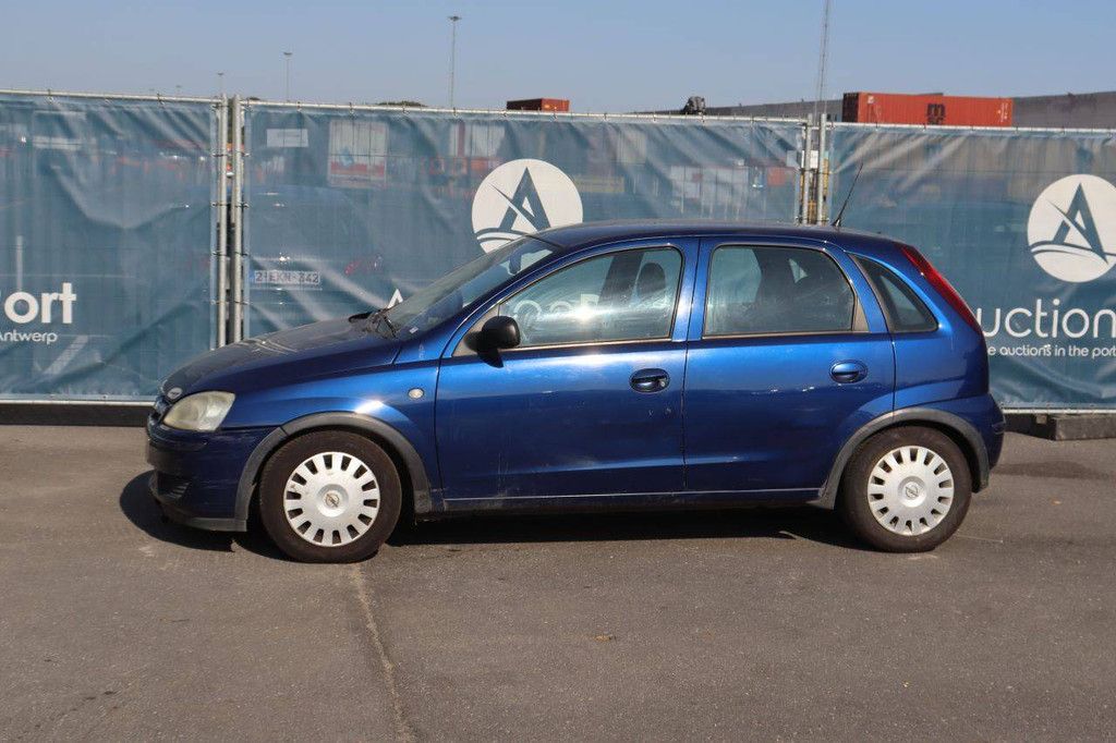 Passenger car Opel Corsa Diesel 70hp 2004 (Margin)