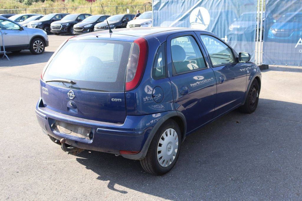 Passenger car Opel Corsa Diesel 70hp 2004 (Margin)
