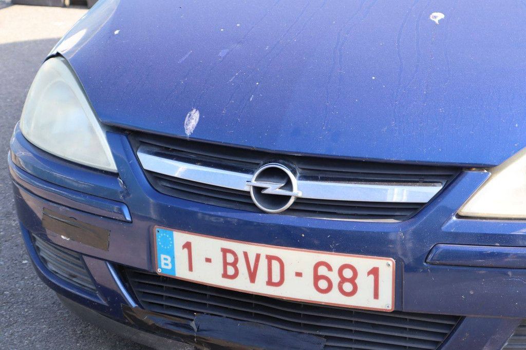 Passenger car Opel Corsa Diesel 70hp 2004 (Margin)