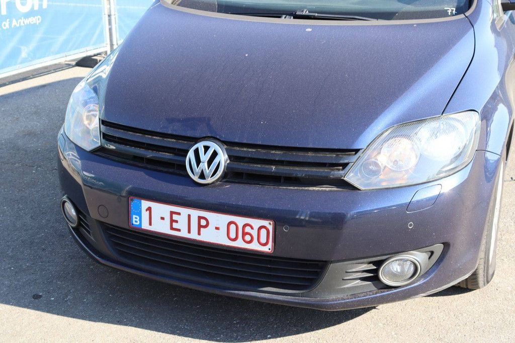 Passenger car Volkswagen Golf Diesel 105hp 2012 (Margin)
