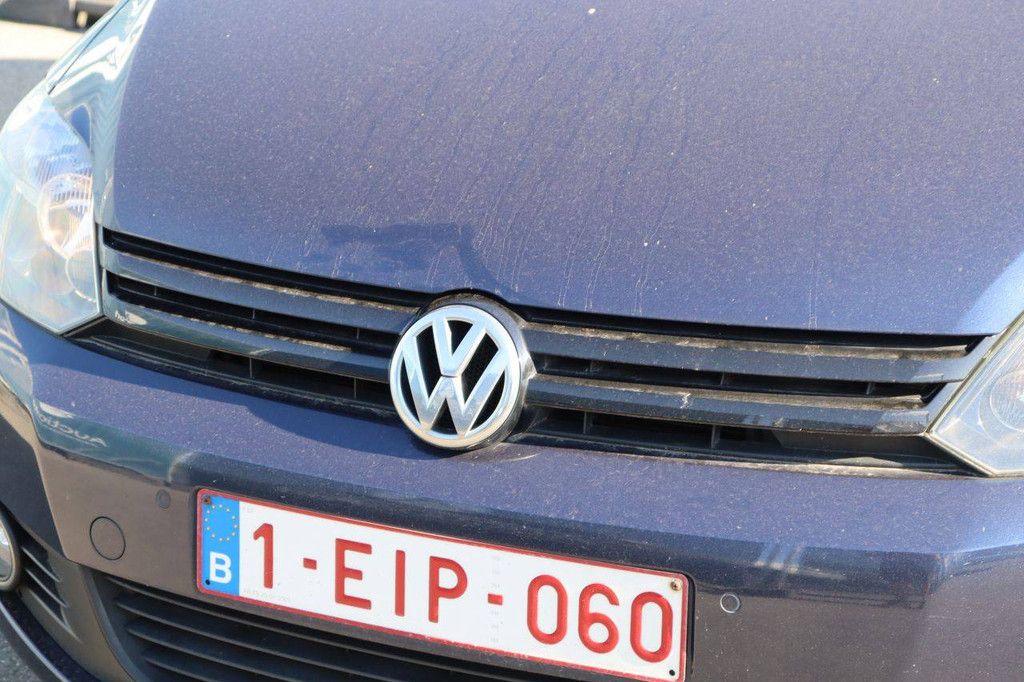 Passenger car Volkswagen Golf Diesel 105hp 2012 (Margin)
