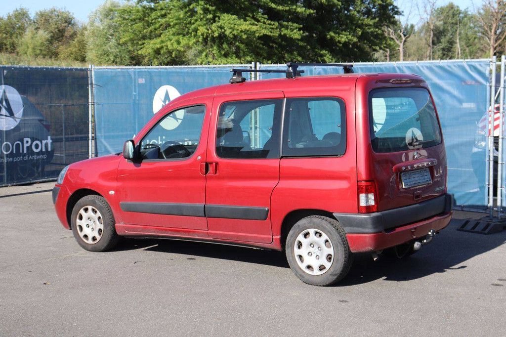 Bestelwagen Peugeot Partner Benzine 75pk 2007 (Marge)