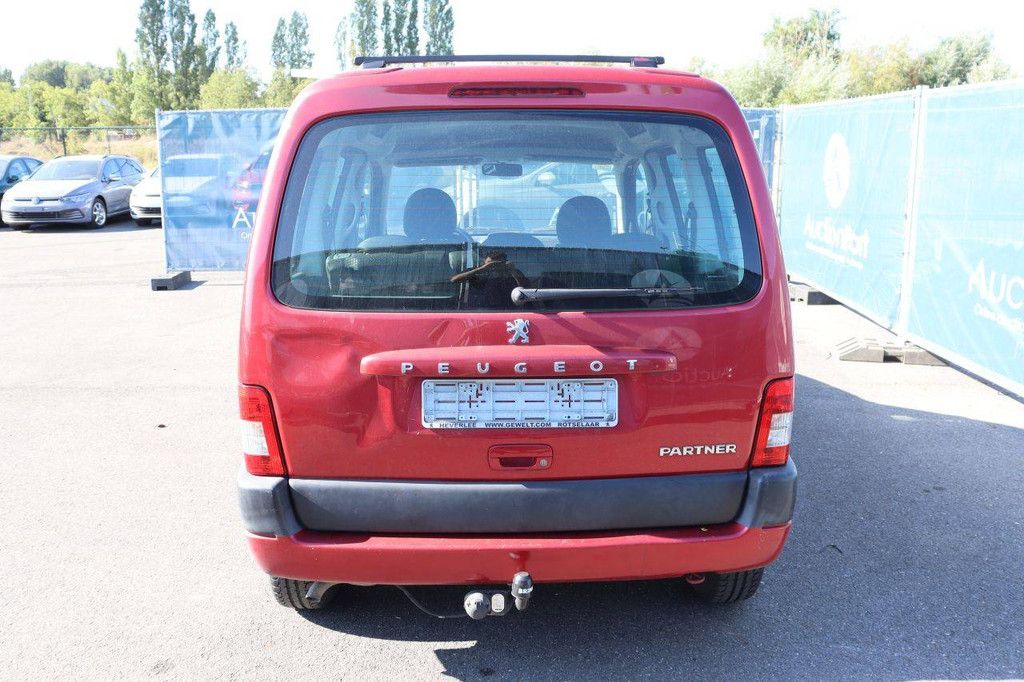 Bestelwagen Peugeot Partner Benzine 75pk 2007 (Marge)