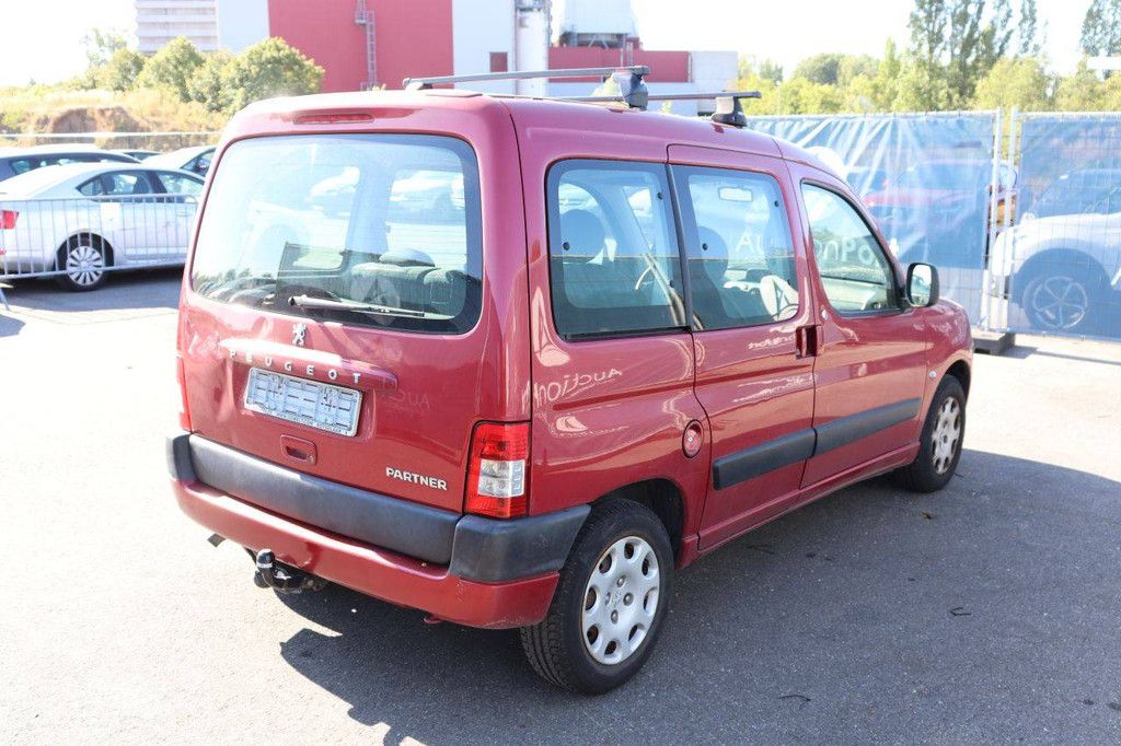 Bestelwagen Peugeot Partner Benzine 75pk 2007 (Marge)