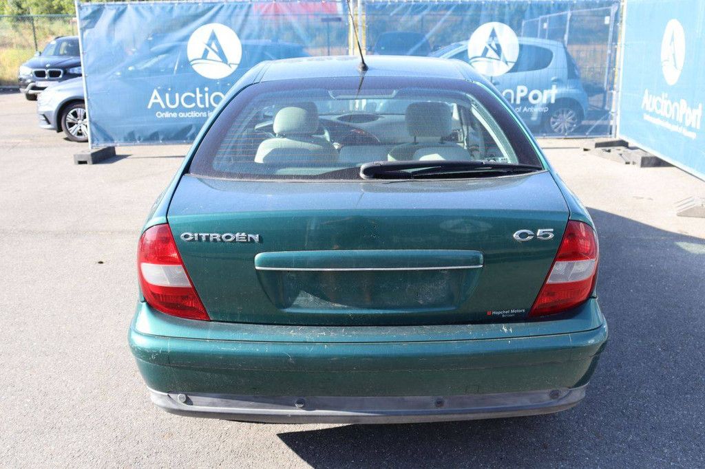 Passenger car Citroën C5 Petrol 140hp 2005 (Margin)