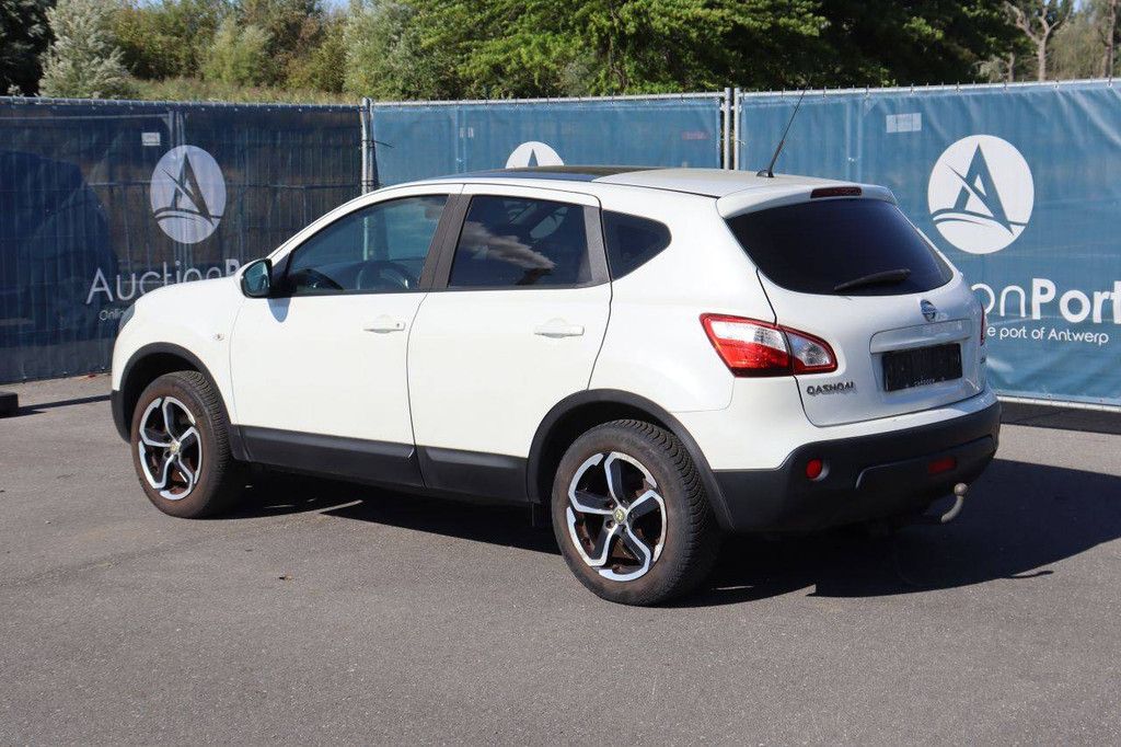 SUV Nissan Qashqai Diesel 110hp 2014 (Margin)
