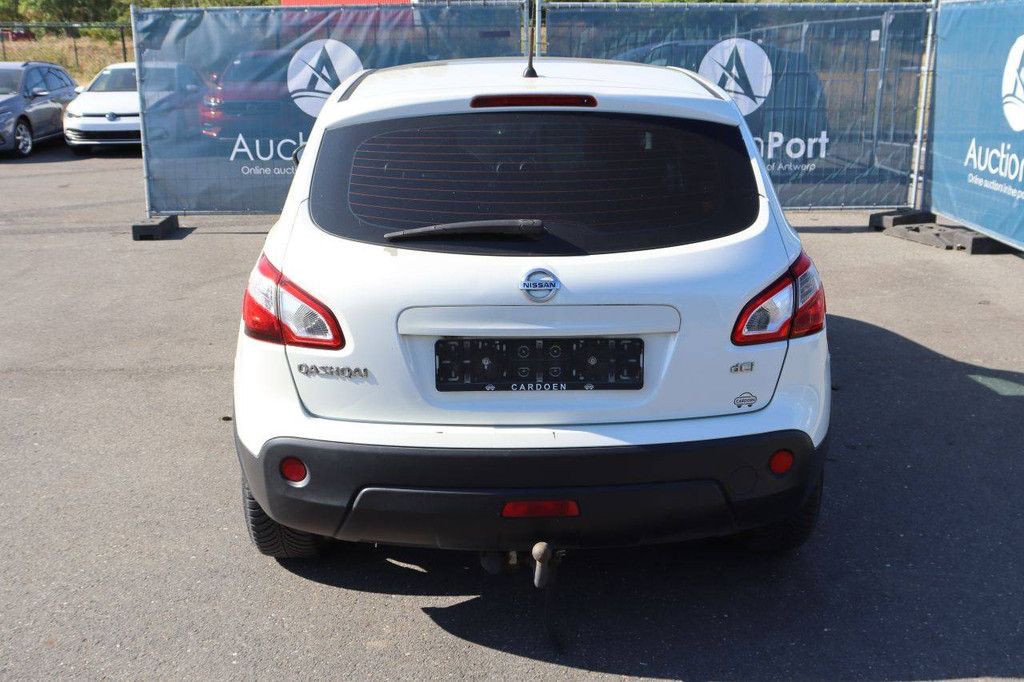 SUV Nissan Qashqai Diesel 110hp 2014 (Margin)