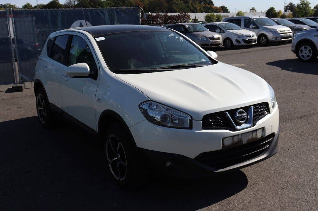 SUV Nissan Qashqai Diesel 110hp 2014 (Margin)
