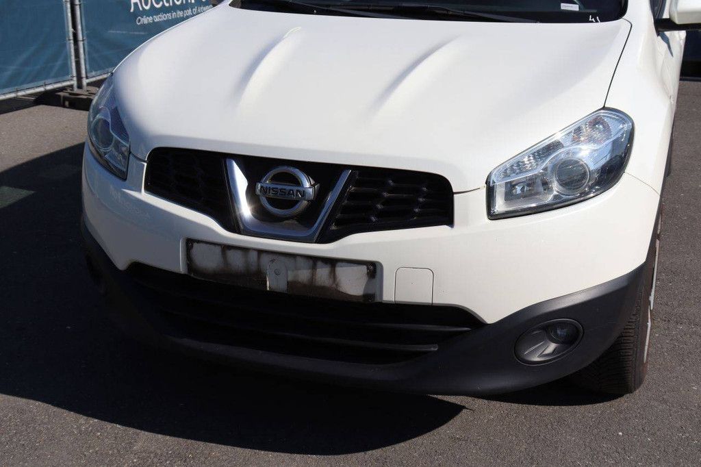 SUV Nissan Qashqai Diesel 110hp 2014 (Margin)