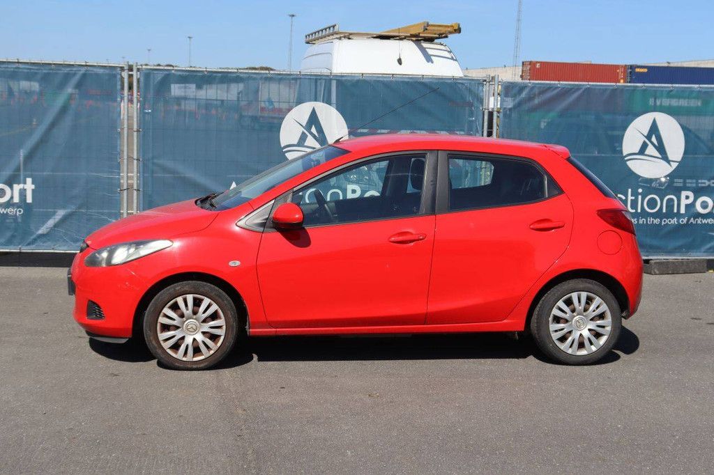 Mazda 2 Passenger Car Petrol 75hp 2010 (Margin)