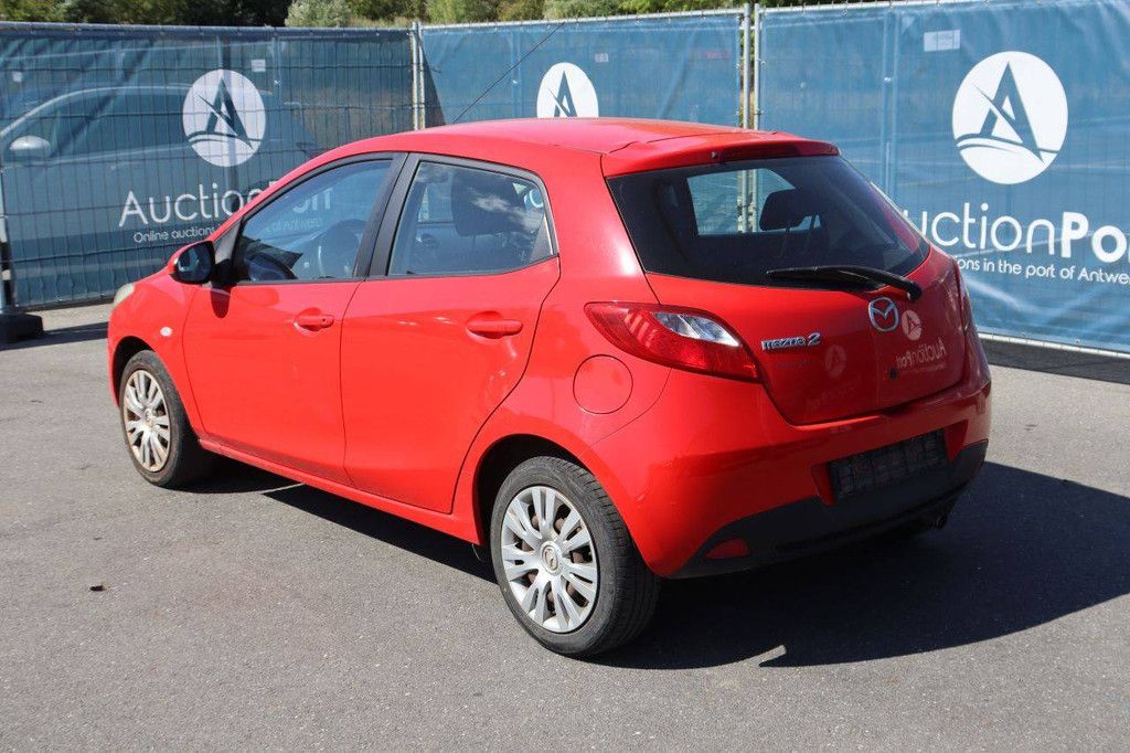 Mazda 2 Passenger Car Petrol 75hp 2010 (Margin)