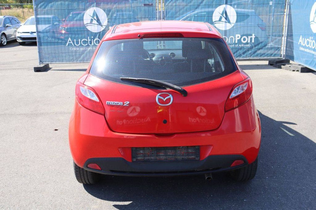 Mazda 2 Passenger Car Petrol 75hp 2010 (Margin)