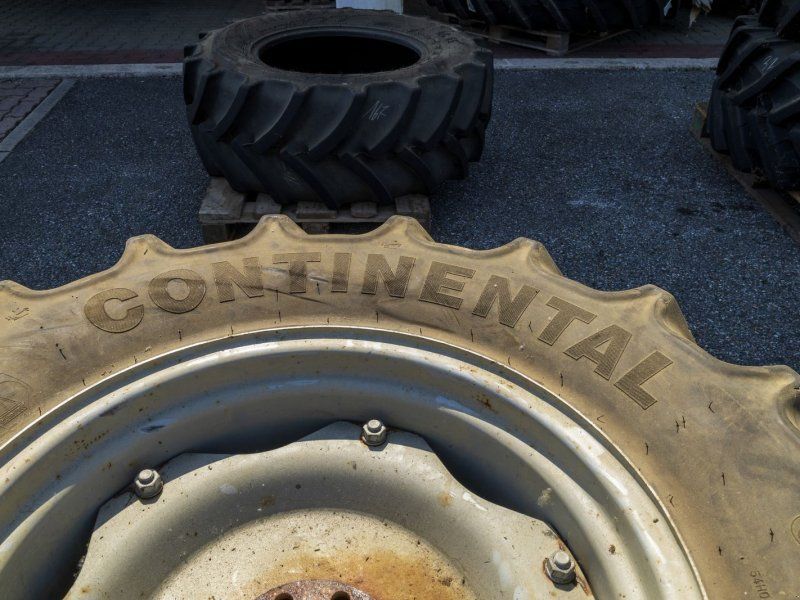 Continental 320/85 R24 CONTRACT AC 85
