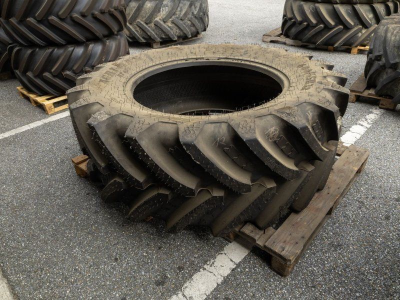 BKT 600/65 R38 AGRIMAX RT