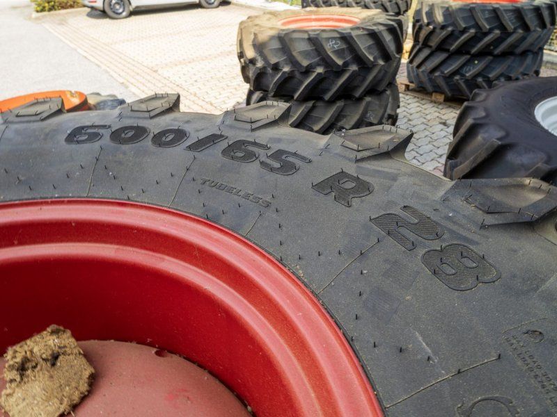 Trelleborg 600/65 R28 TM 800