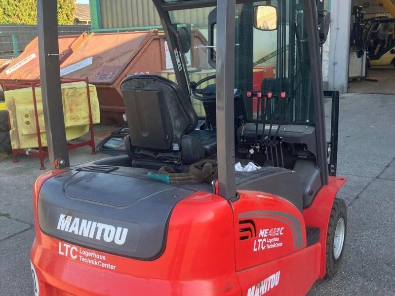 Manitou ME425 C Elektrostapler