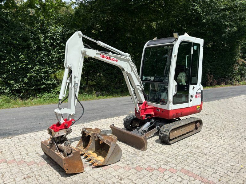 Takeuchi TB 016