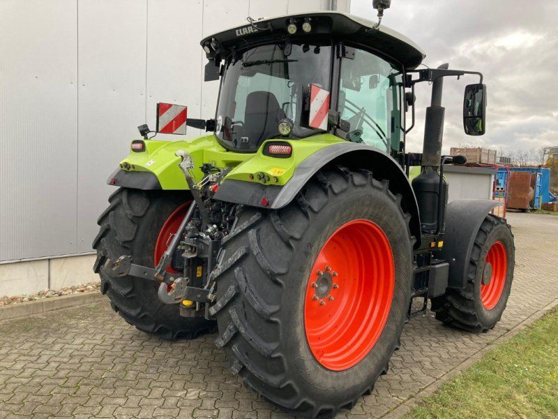 Claas Arion 660 CMATIC CEBIS