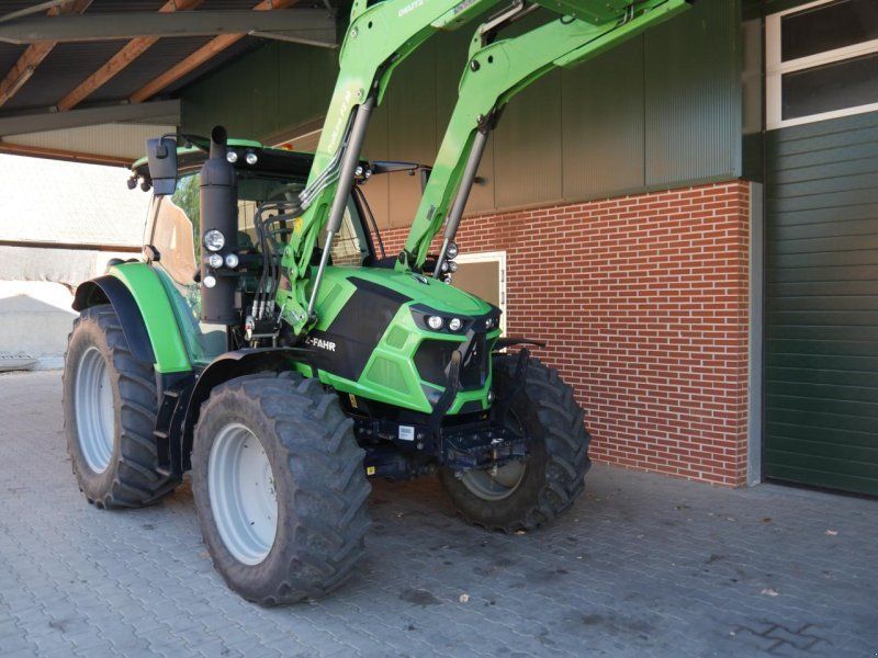 Deutz-Fahr Agrotron 6120 TTV + Stoll FZ 30 Lader
